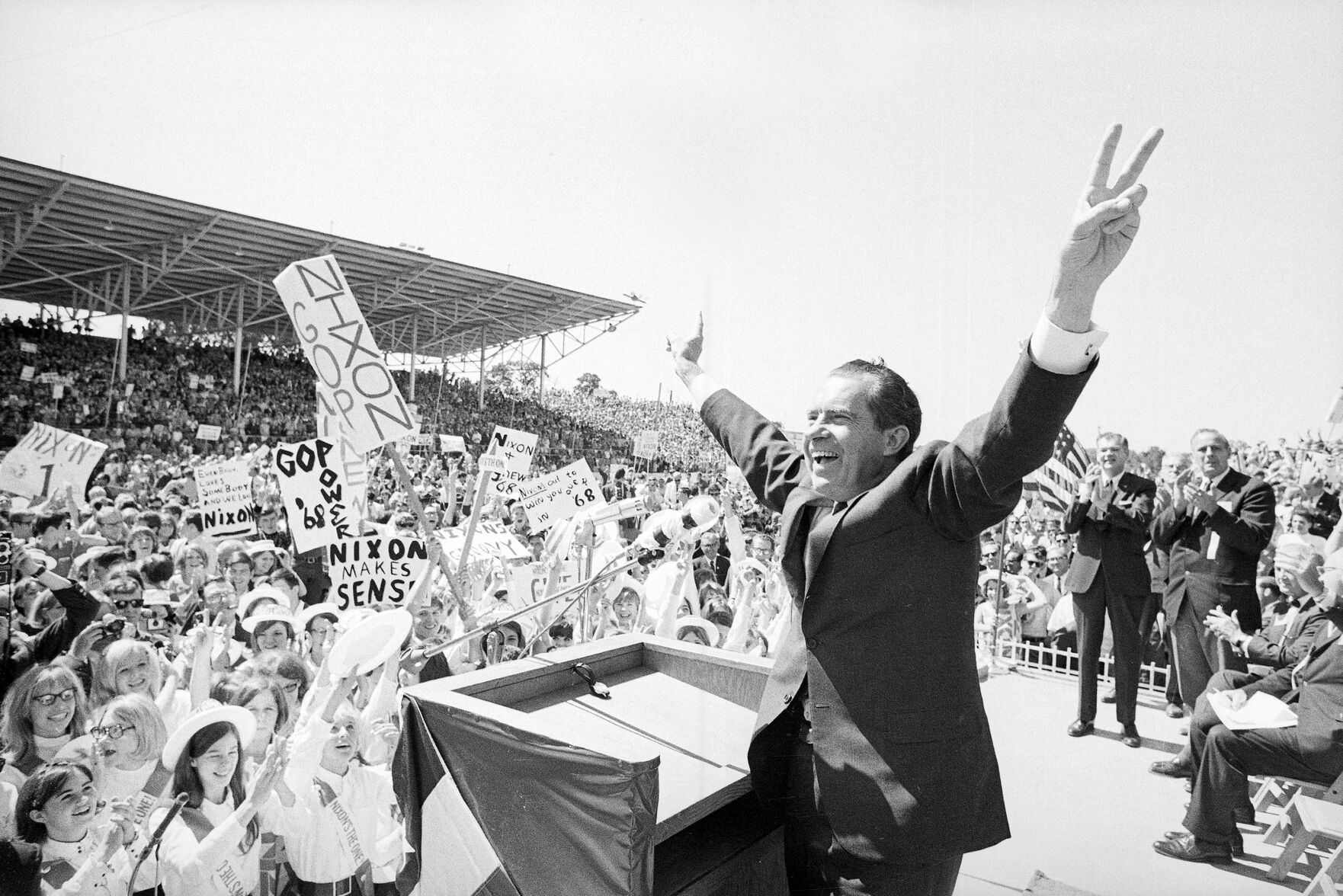 1972 — Richard Nixon (R), 65.4%